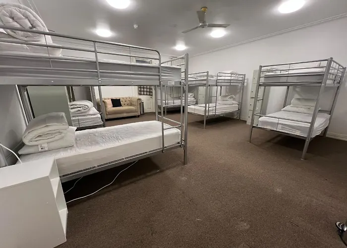 Dormitory Room Mixed